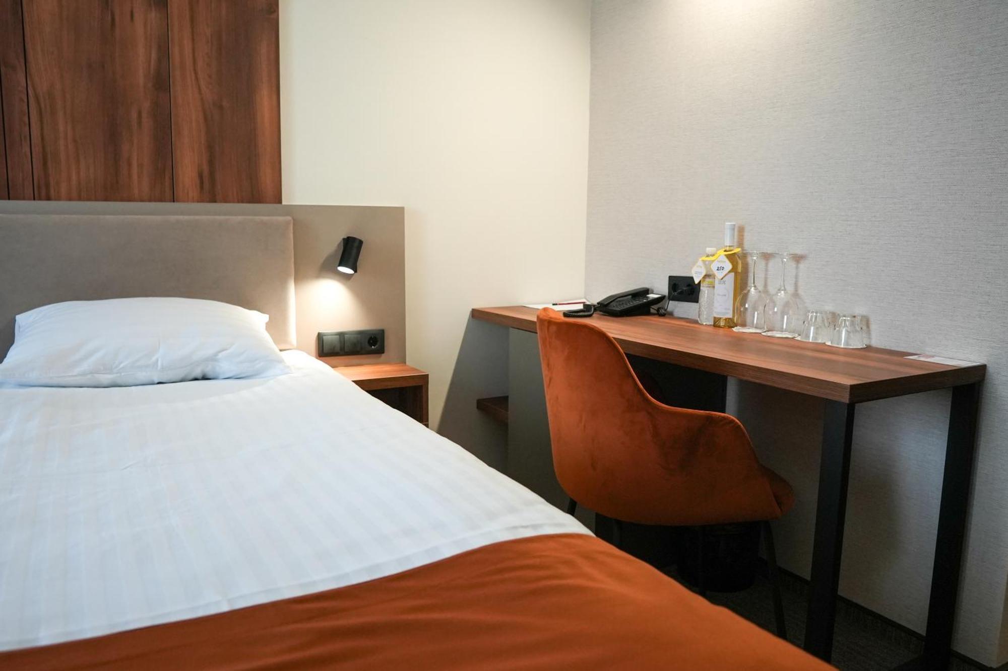 Optima Collection River Park Lutsk Ngoại thất bức ảnh