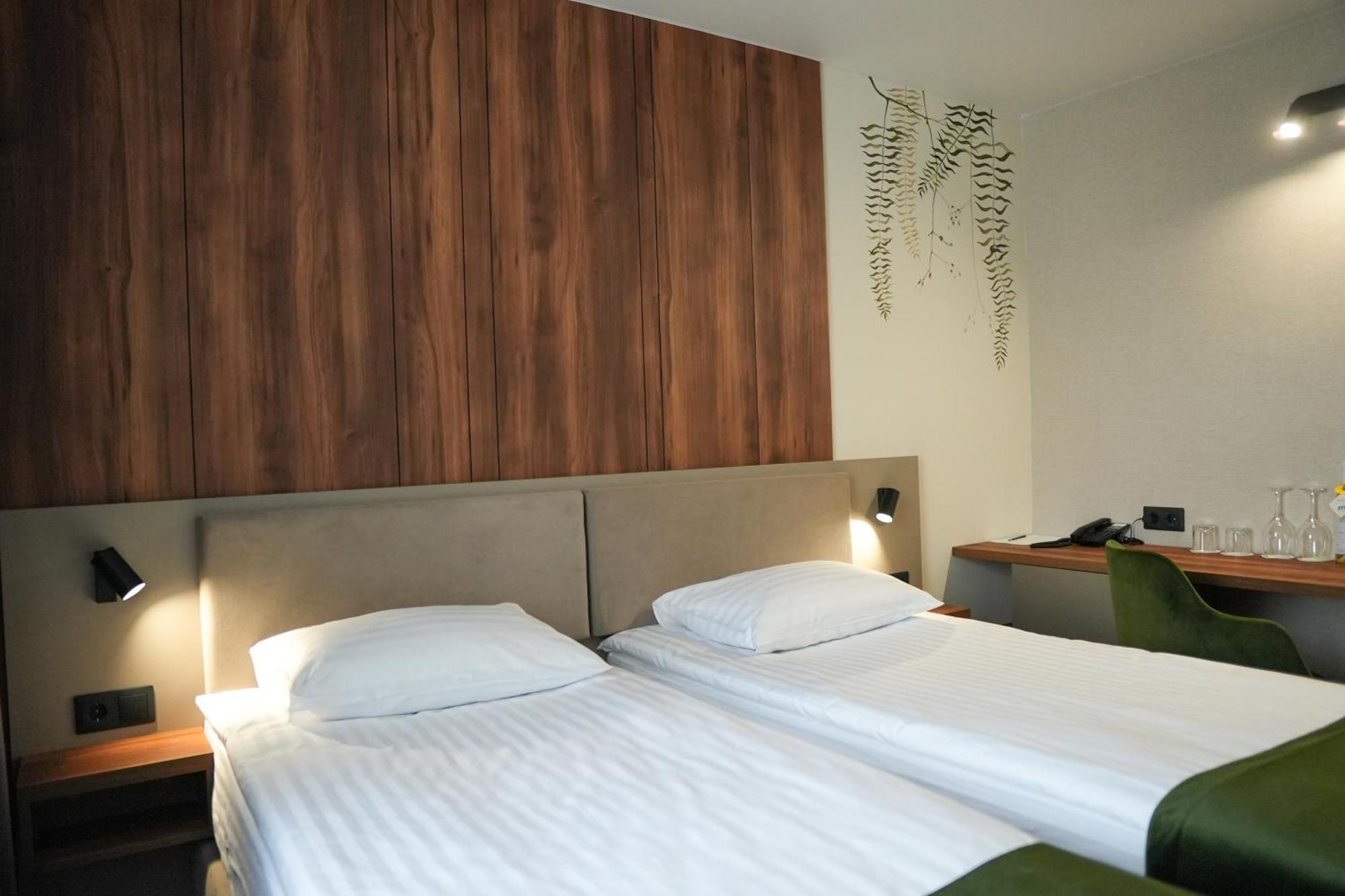 Optima Collection River Park Lutsk Ngoại thất bức ảnh
