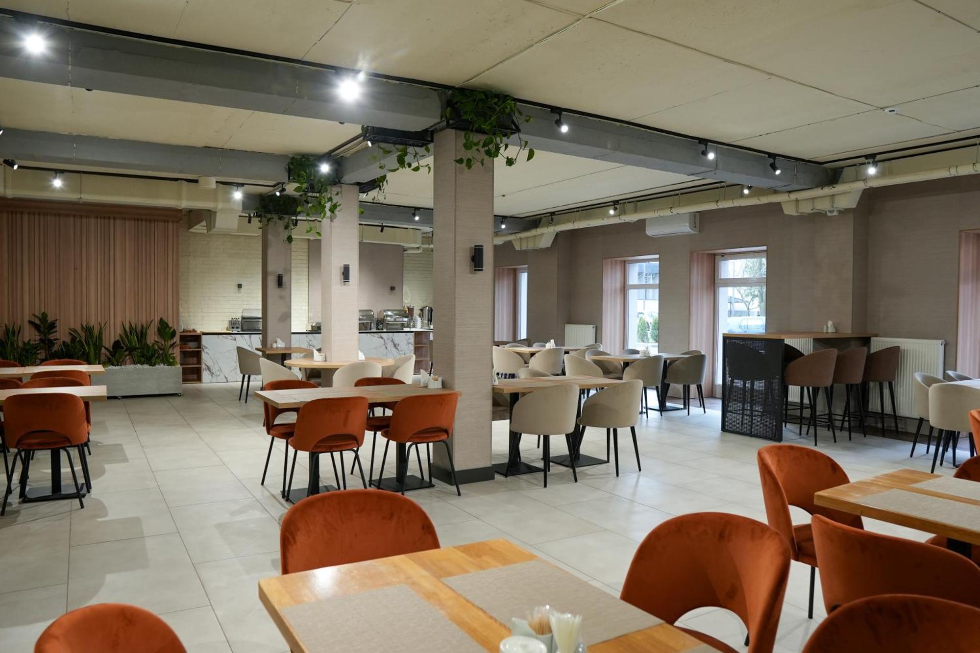 Optima Collection River Park Lutsk Ngoại thất bức ảnh