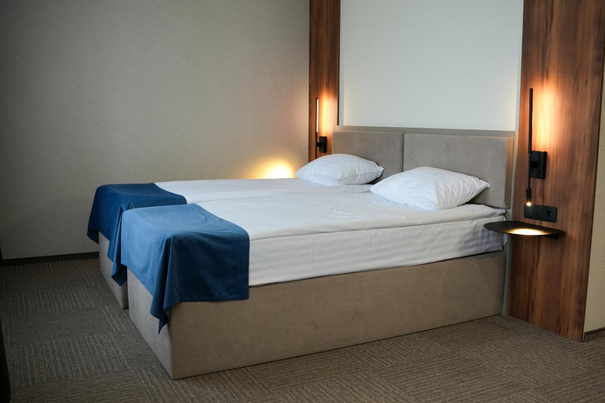 Optima Collection River Park Lutsk Ngoại thất bức ảnh